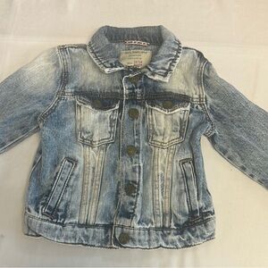Zara Blue Denim Jacket Timeless Jean Style with distressed accents